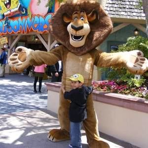 Meet your Posher, Ray